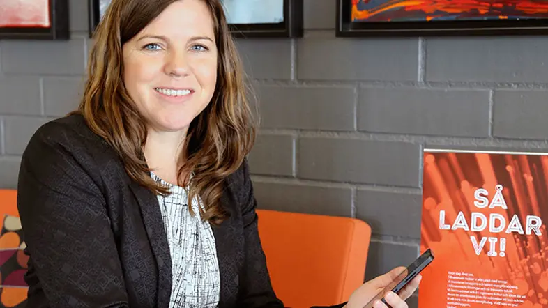 Luleå Energi laddar mobilen och bilen